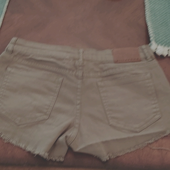Billabong distressed shorts 25 - Picture 4 of 7